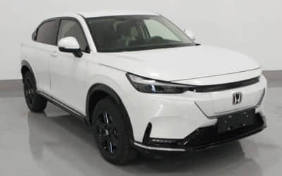 老哥们在想要不要再买辆车